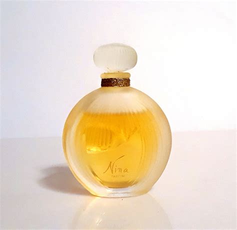 vintage nina ricci perfume